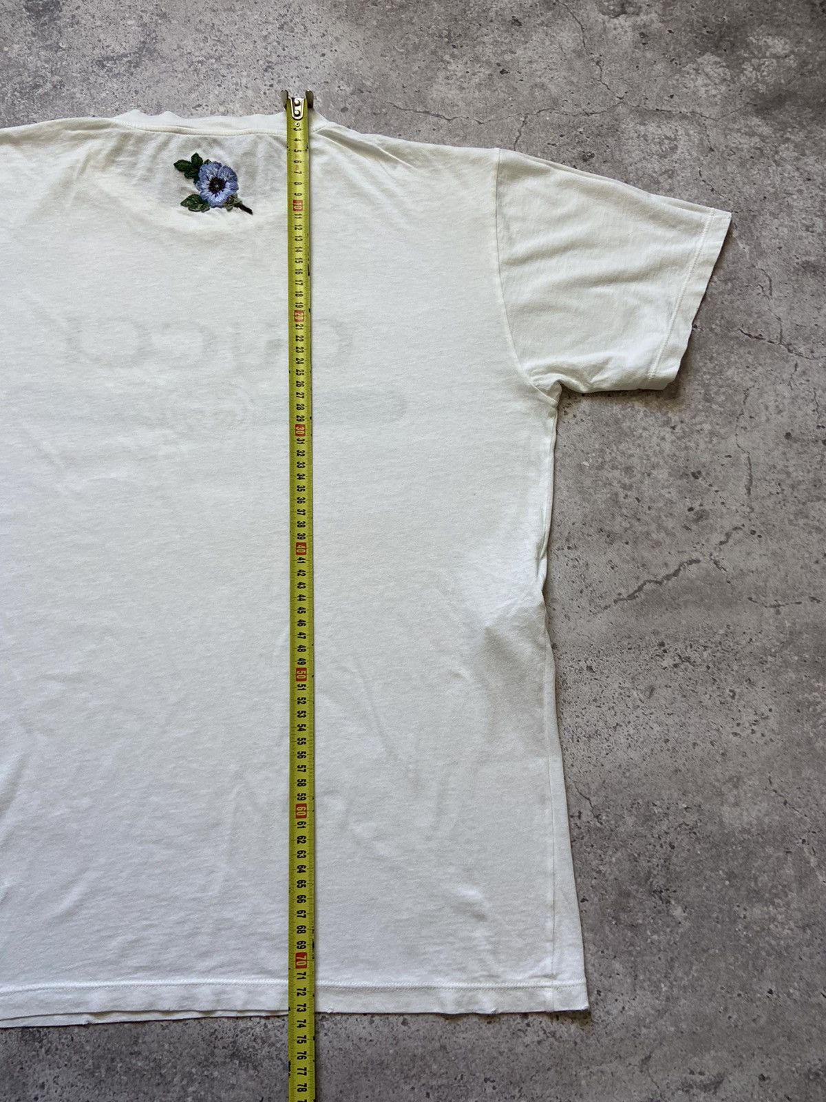 Gucci Gucci Distressed Flower Logo Tee Size US M / EU 48-50 / 2 - 14 Thumbnail