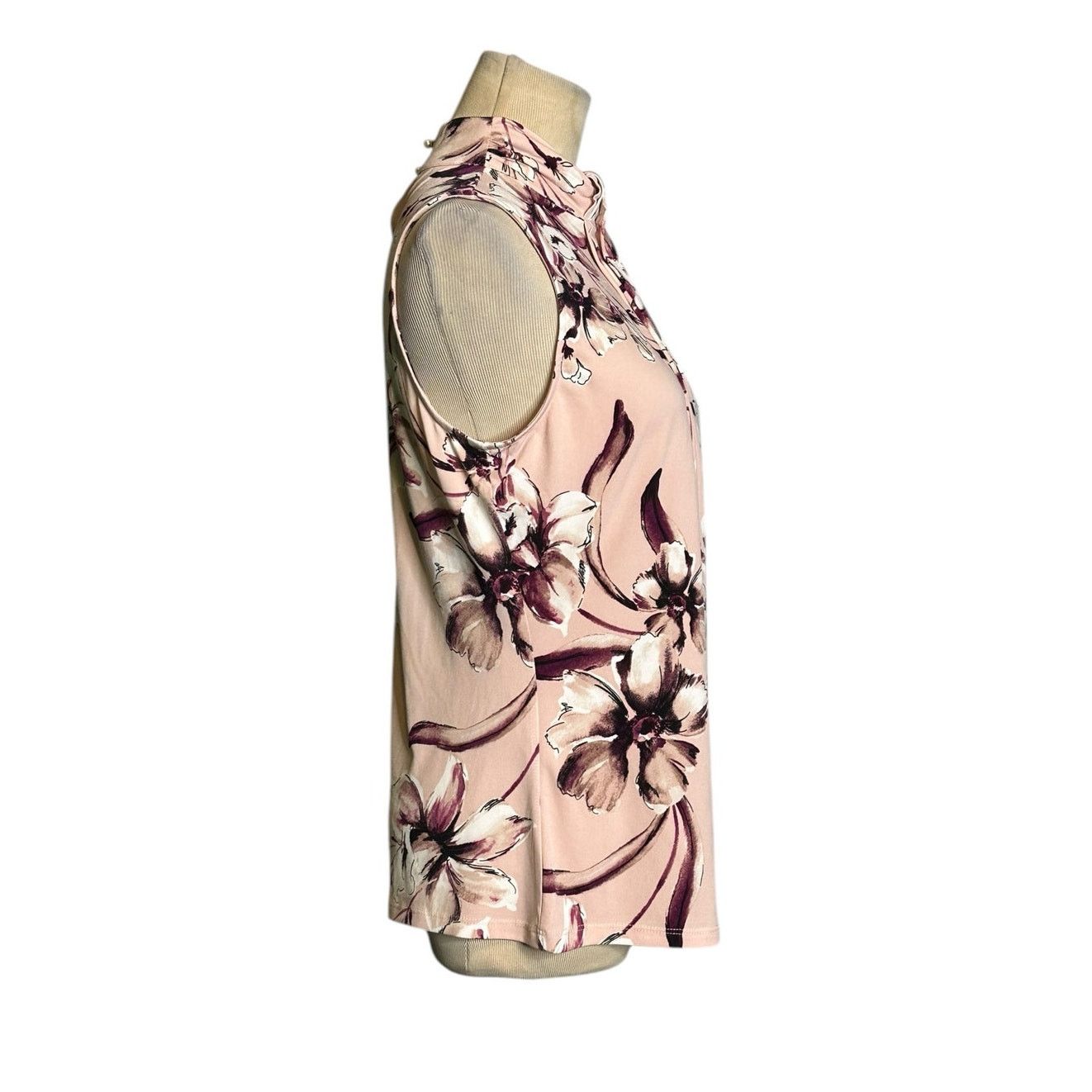 Karl Lagerfeld Karl Lagerfeld floral sleeveless drape-neck blouse size XS Size XS / US 0-2 / IT 36-38 - 9 Thumbnail