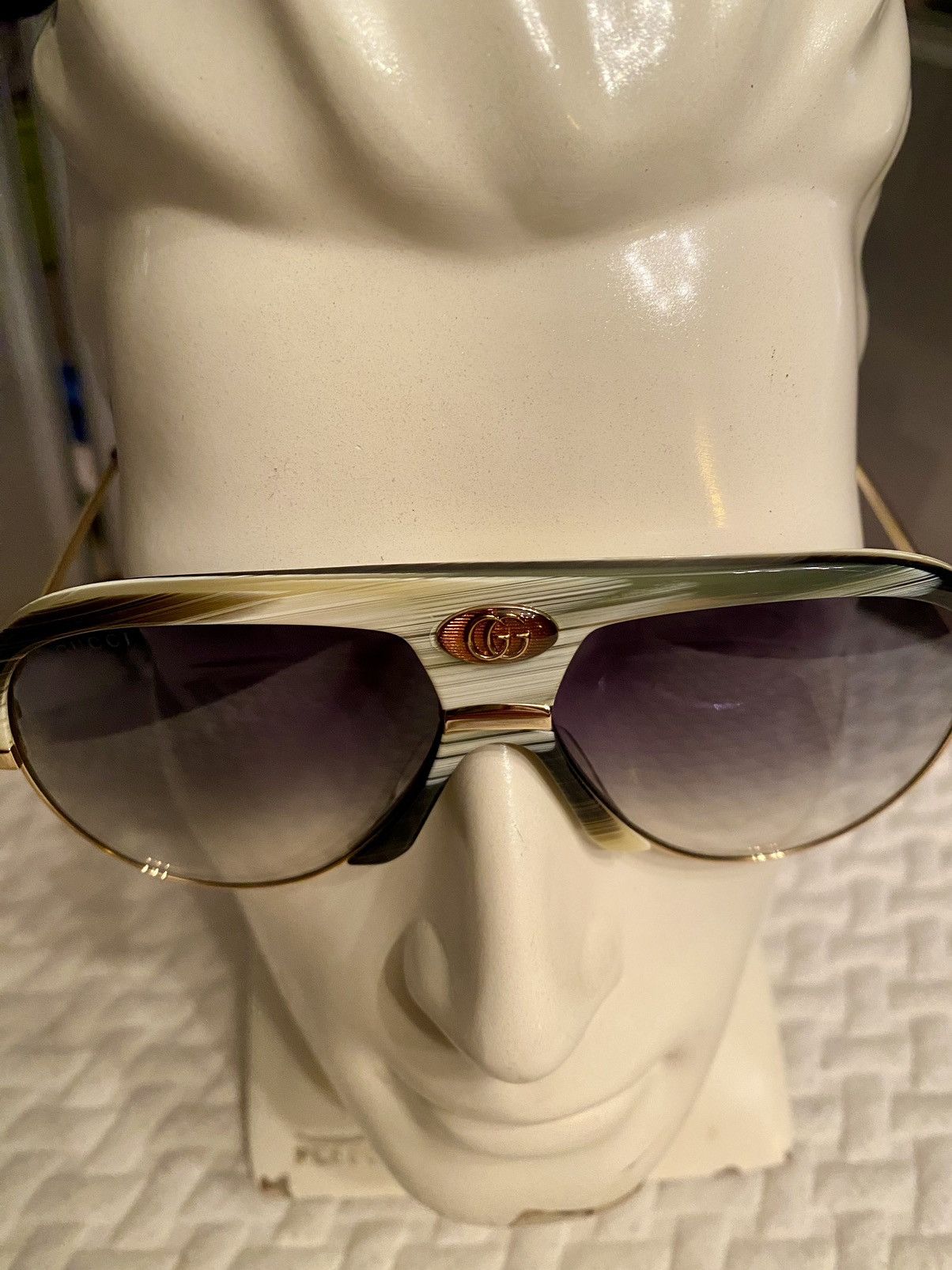 Gucci Gucci 🇯🇵 Grey/Moss Resin Amber GG Inlay Bridge Metal Gold NEW Size ONE SIZE - 13 Thumbnail