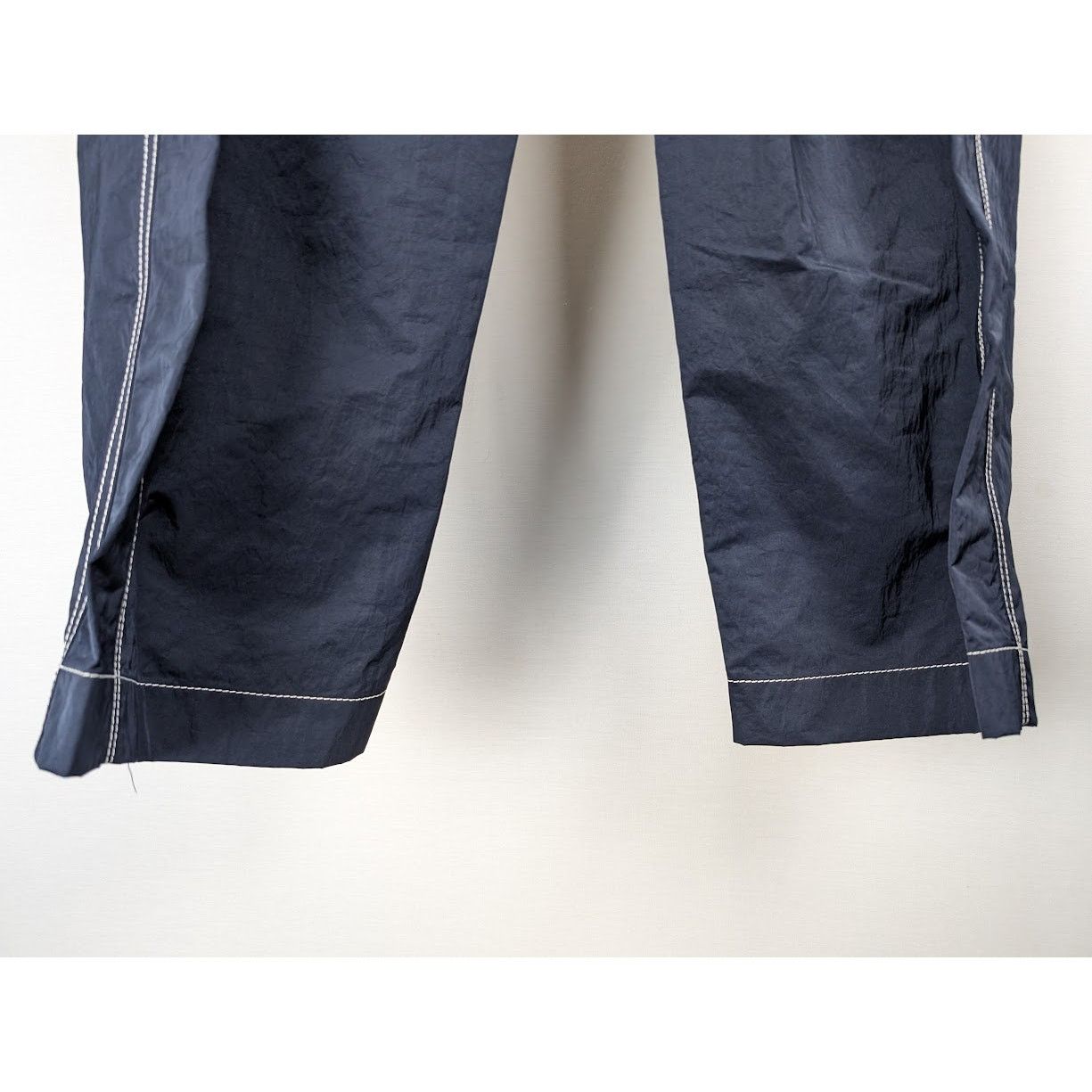 Bottega Veneta o1rshd1 Tech Nylon Trousers in Navy Size US 30 / EU 46 - 13 Thumbnail