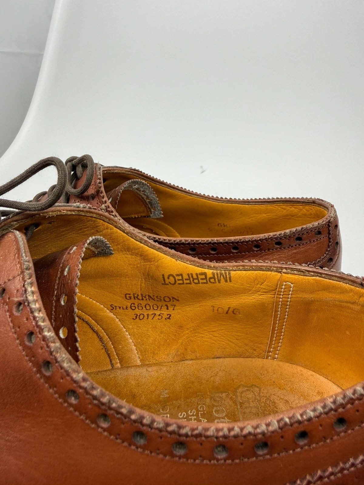Grenson Grenson England Genuine Leather Brogues size 10 Size US 11 / EU 44 - 10 Thumbnail