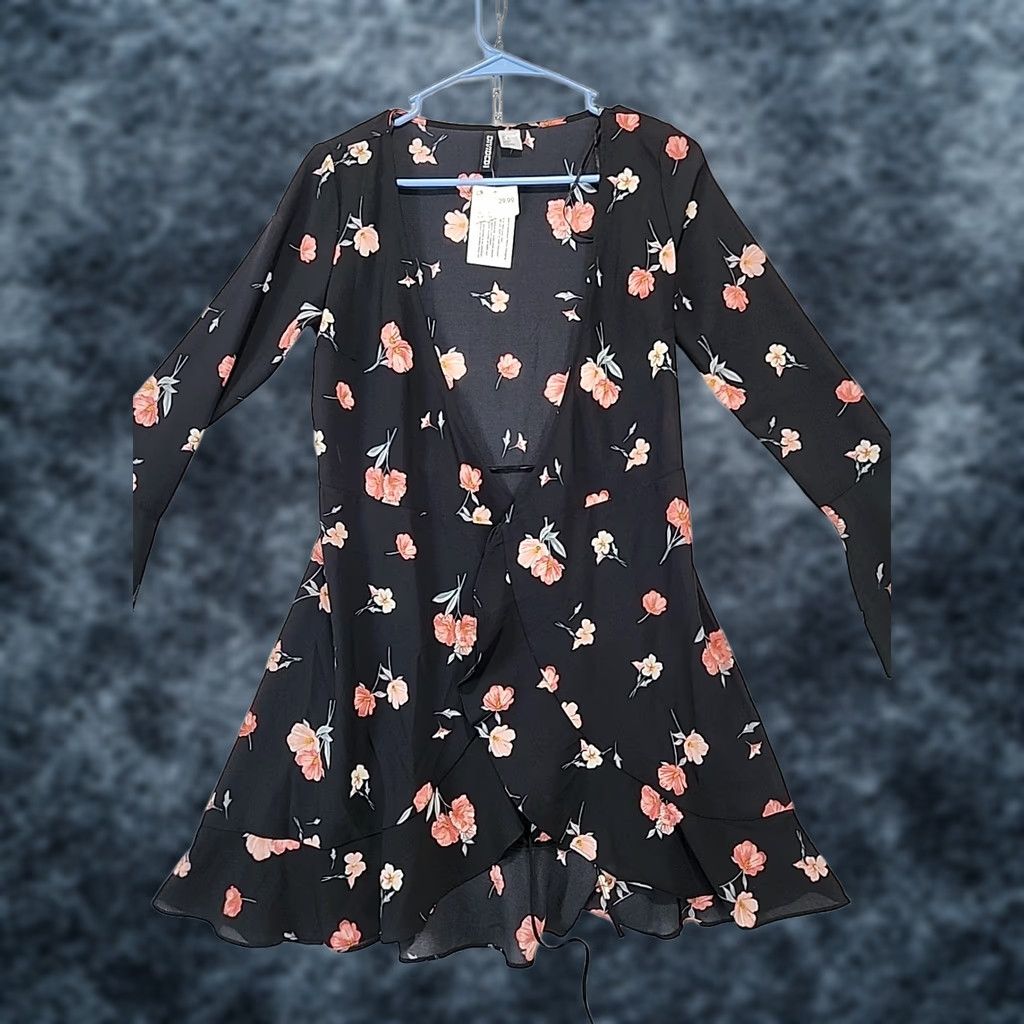 H&M H&M Divided Women's Size 0 Black Floral Open Tie Front Kimono Top Flowing Duster Shirt Womens Size XS / US 0-2 / IT 36-38 - 1 Thumbnail
