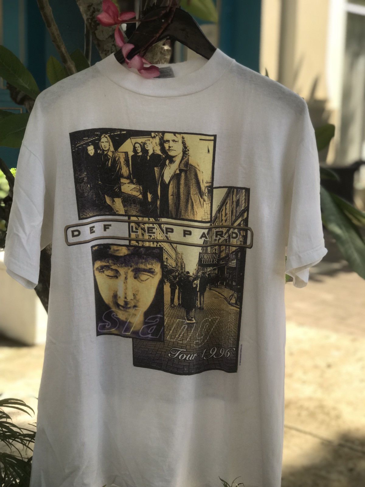 image of Vintage Dep Leppard in White, Men's (Size XL)