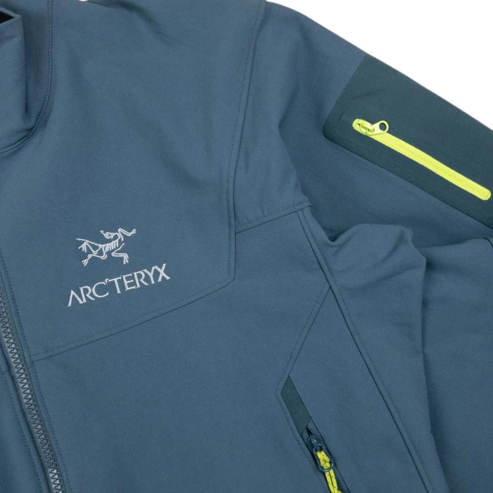 Arc'teryx Vintage Arcteryx Zip Up Jacket Size S Size US S / EU 44-46 / 1 - 6 Thumbnail