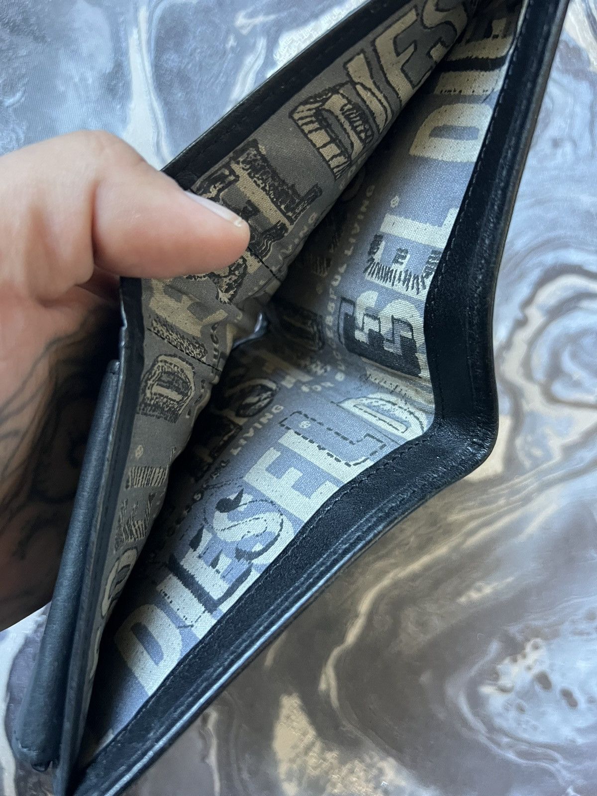 Diesel × Vintage Vintage Diesel Wallet Leather Size ONE SIZE - 3 Thumbnail