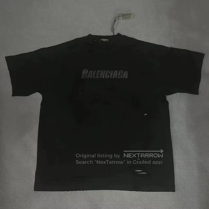 Balenciaga Balenciaga Lettering print round-neck ripped short-sleeve Size US M / EU 48-50 / 2 - 1 Thumbnail