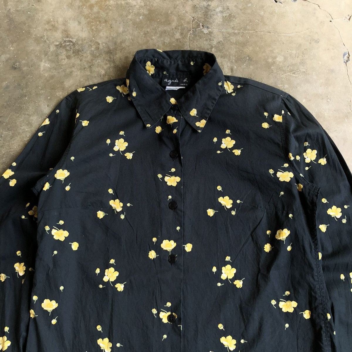 agnes b. 🇯🇵Vintage agnes b. Paris Flowers Button Up Shirt Luxury Black Size US S / EU 44-46 / 1 - 2 Thumbnail