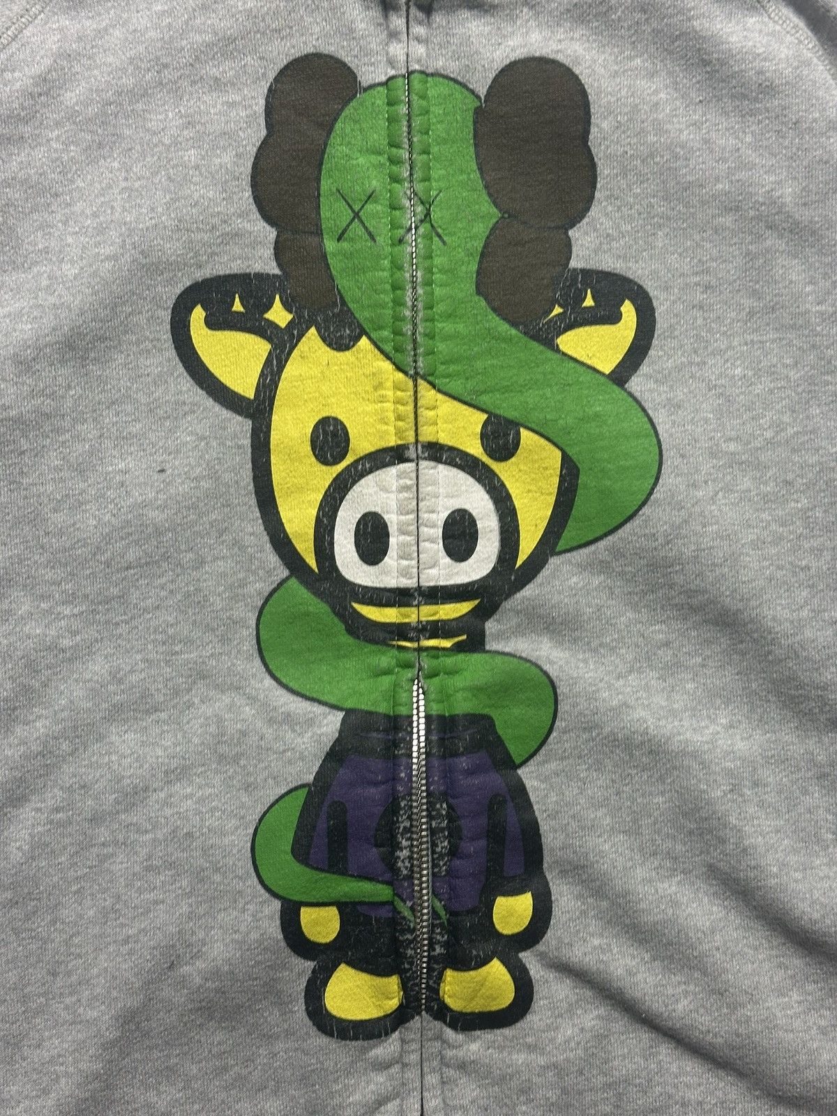 Bape × Kaws Vintage Bape x Kaws Zip Hoodie Size US S / EU 44-46 / 1 - 2 Thumbnail