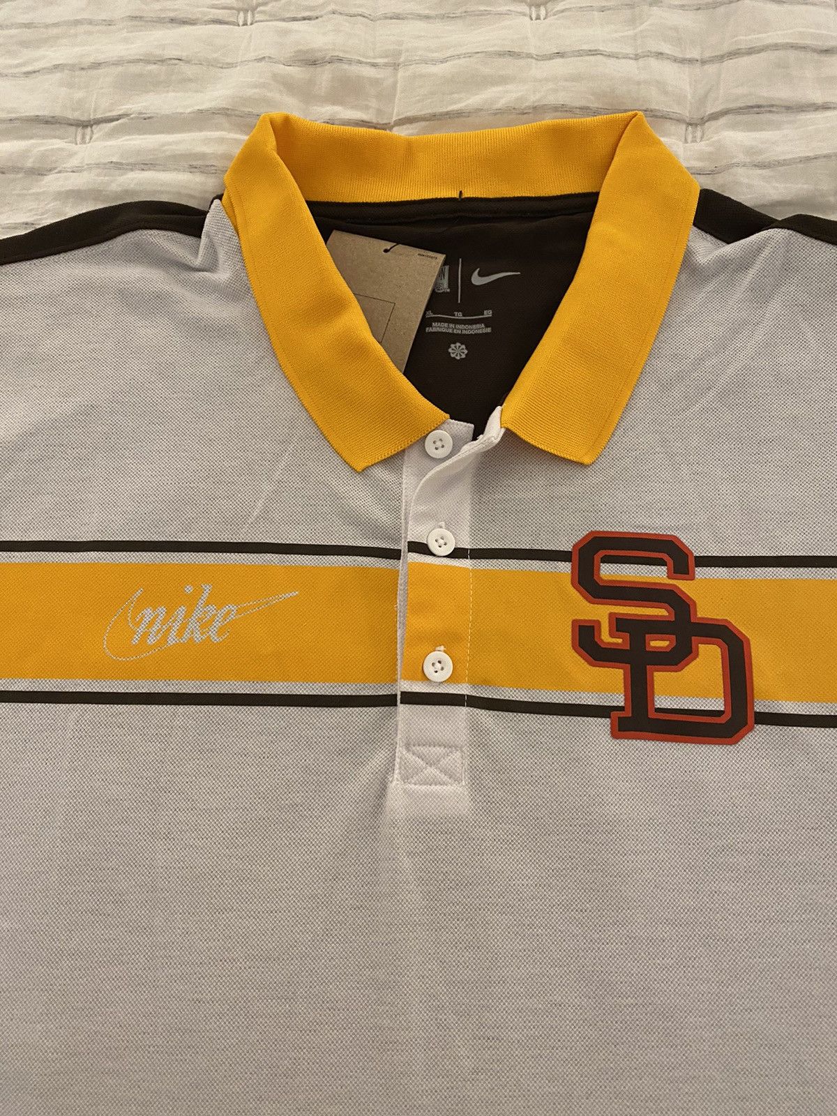 Nike Nike San Diego Padres Rewind Stripe Polo NWT XL Size US XL / EU 56 / 4 - 6 Thumbnail