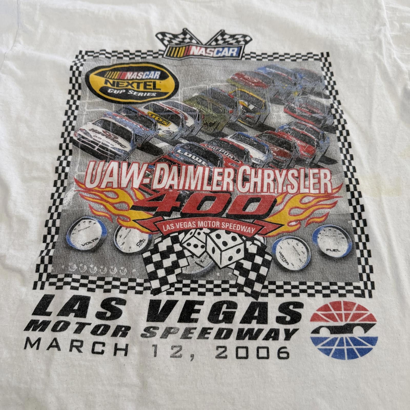 Jerzees Vintage Y2K NASCAR Las Vegas Racing Shirt Size US L / EU 52-54 / 3 - 9 Thumbnail