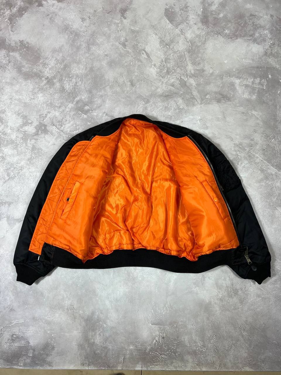 Vintage Vintage MA-1 Nylon Bomber Jacket Size US XL / EU 56 / 4 - 6 Thumbnail