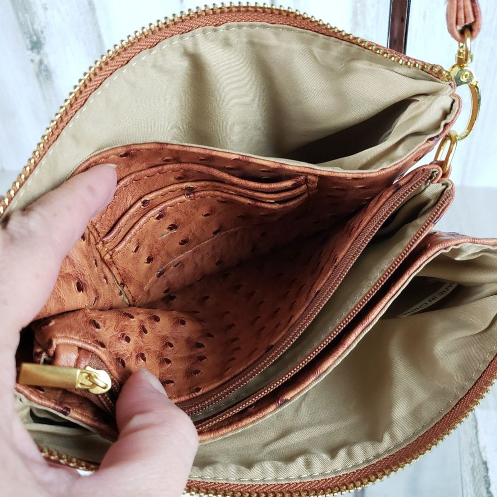 Other Brown Laser Cut Wristlet Gold-Tone Hardware Shoulder Purse Size ONE SIZE - 7 Thumbnail