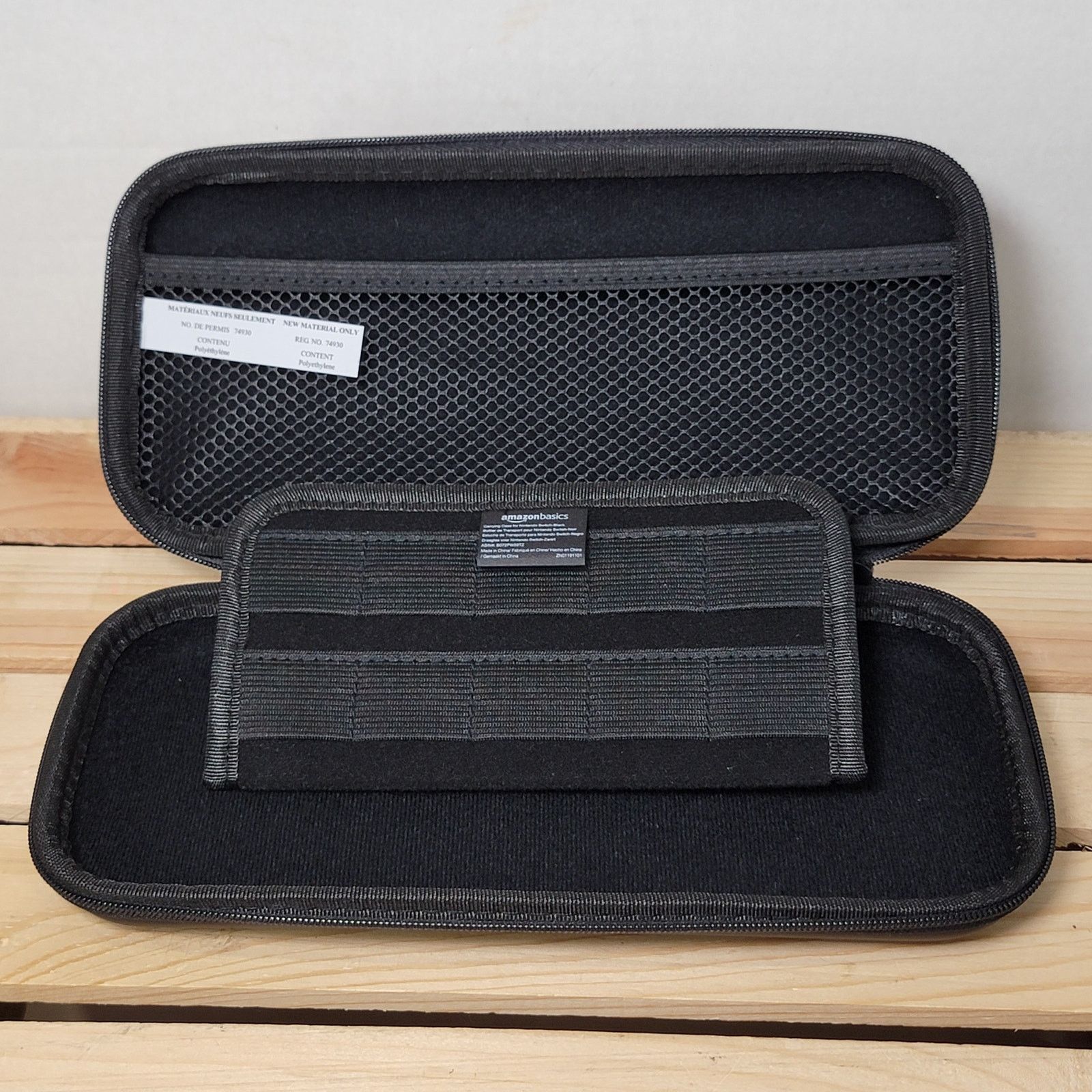 Other Amazon Basics Solid Black Nintendo Switch Zipper Case Size ONE SIZE - 6 Thumbnail