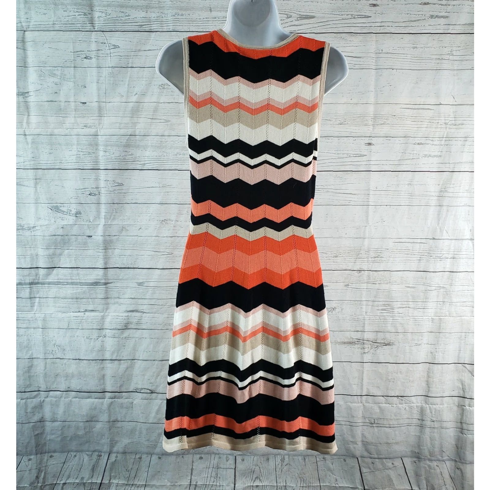 Trina Turk VINTAGE? No. Size M / US 6-8 / IT 42-44 - 4 Thumbnail
