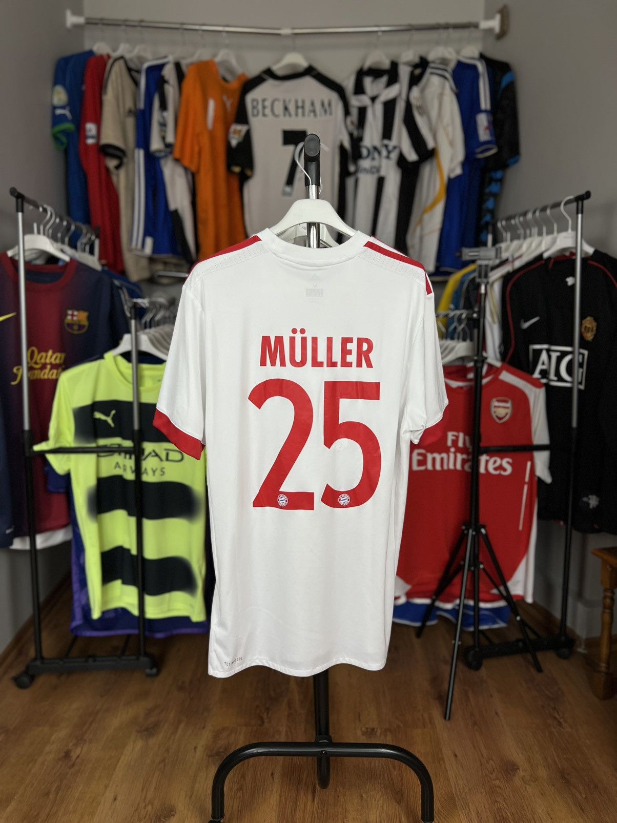 Adidas Jersey Adidas Bayern Munich 2017/18 Müller #25 Size US M / EU 48-50 / 2 - 1 Thumbnail