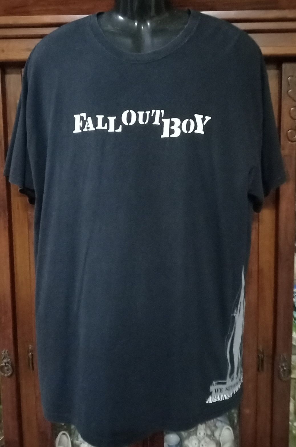 Band Tees Vintage Fall Out Boy : We Set Our Sails Against The Wind Size US XL / EU 56 / 4 - 1 Thumbnail
