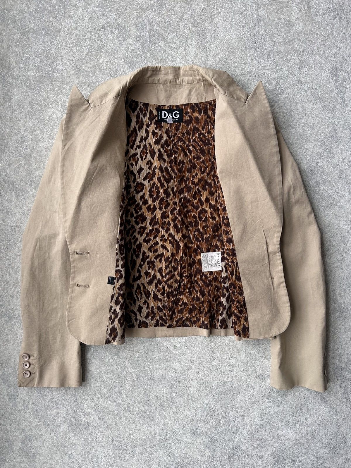 Dolce & Gabbana Dolce Gabbana Leopard Lining Button Blazer Size M / US 6-8 / IT 42-44 - 2 Thumbnail