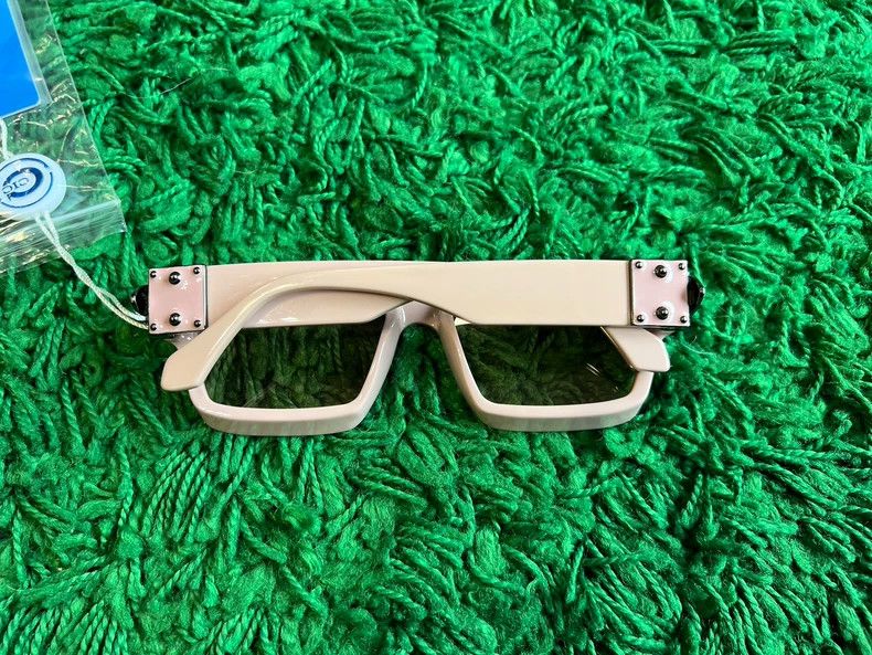 Louis Vuitton Louis Vuitton Millionaire Sunglasses Size ONE SIZE - 3 Thumbnail
