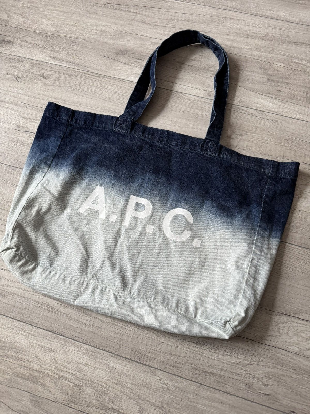 A.P.C. A.P.C. Chic Minimalist Denim Canvas Tote Designer Handbag Size ONE SIZE - 2 Thumbnail