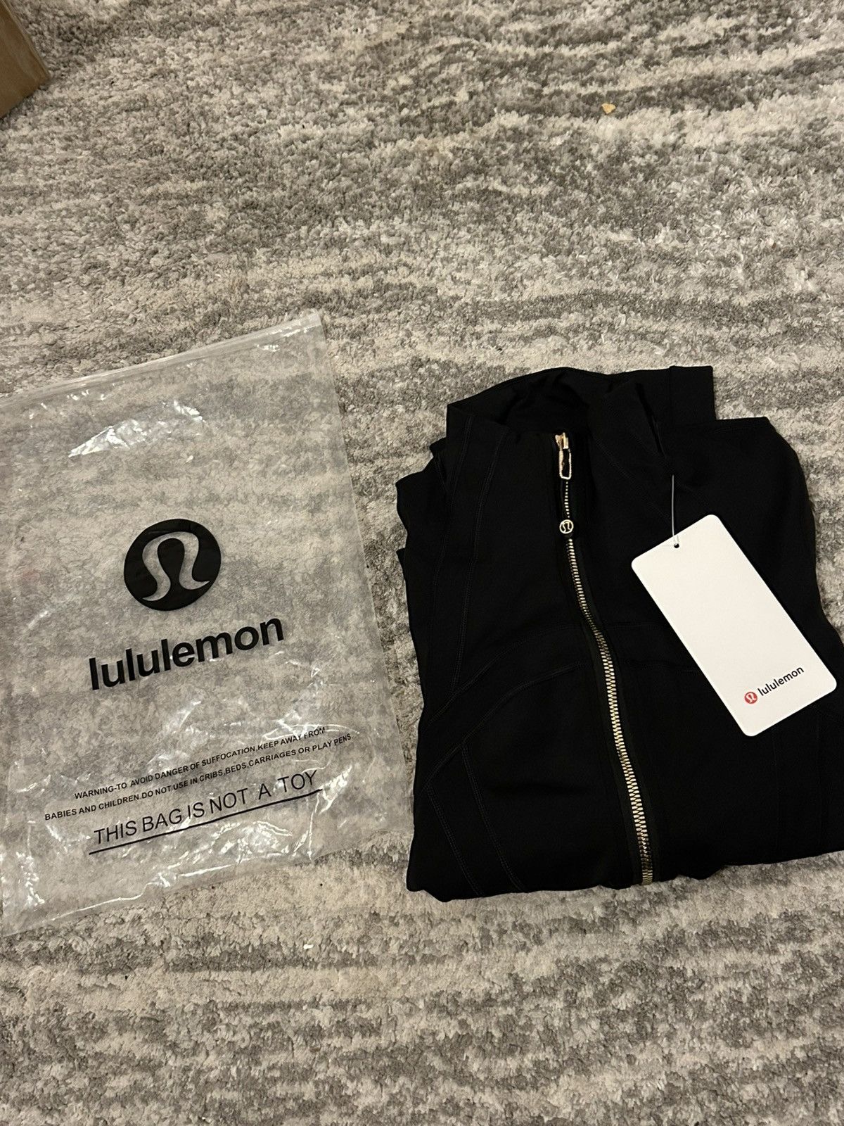 Lululemon Lululemon Black Define Jacket Size S / US 4 / IT 40 - 1 Thumbnail