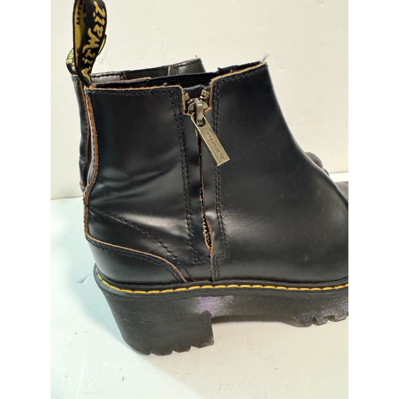 Dr. Martens Dr. Martens Boots Women US 7 Black Smooth Leather Platform Chunky Zip Rometty II Y2K Size US 5 / IT 35 - 6 Thumbnail