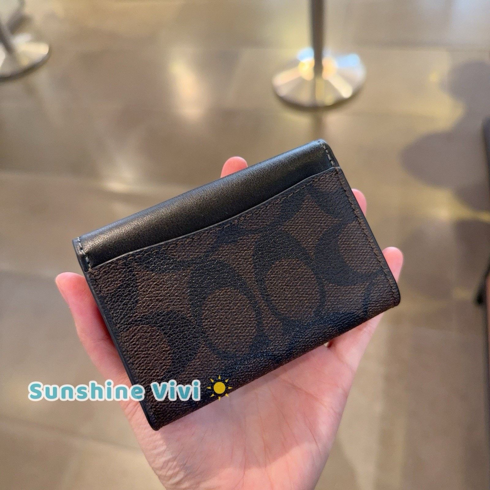 Coach NWT Coach Flap Card Case Signature Canvas BROWN/BLACK CH202 Size ONE SIZE - 2 Thumbnail