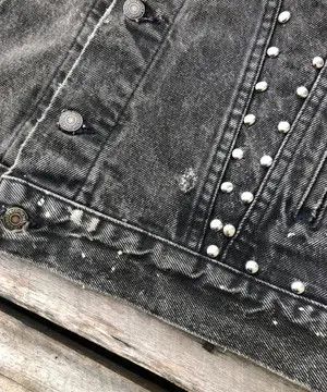 Levi's Vintage 90s Levi's Faded Black Studded Trucker Jacket Size US XL / EU 56 / 4 - 10 Thumbnail
