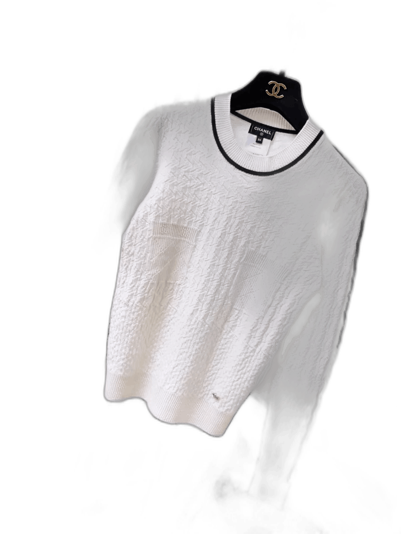 Chanel Chanel White Cashmere Sweater with Black Trim Size XS / US 0-2 / IT 36-38 - 1 Thumbnail