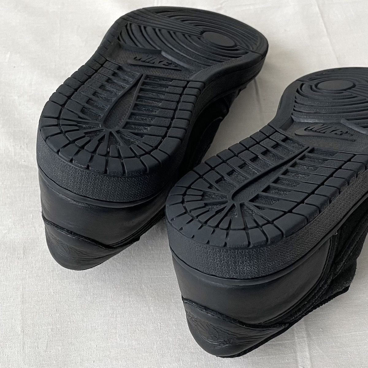 Jordan Brand Nike Air Jordan 1 Low Premium Tripple Black JP 919701-010 Size US 9 / EU 42 - 15 Thumbnail