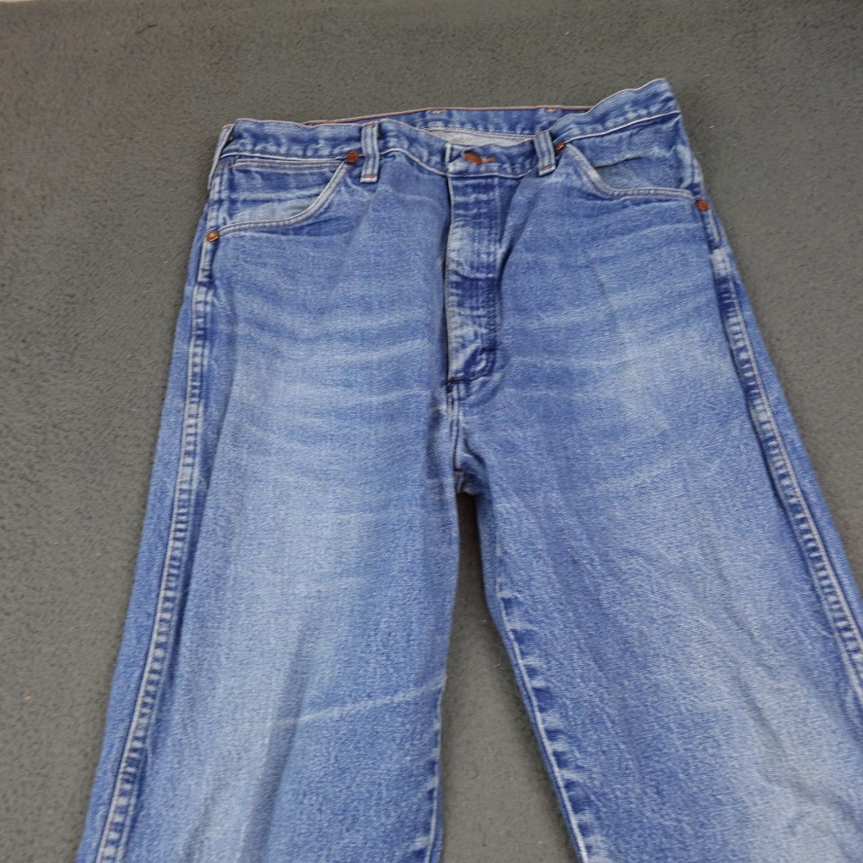 Wrangler VINTAGE Wrangler Jeans Mens 36x35 Denim Blue Western Cowboy Whiskered Size US 32 / EU 48 - 2 Thumbnail