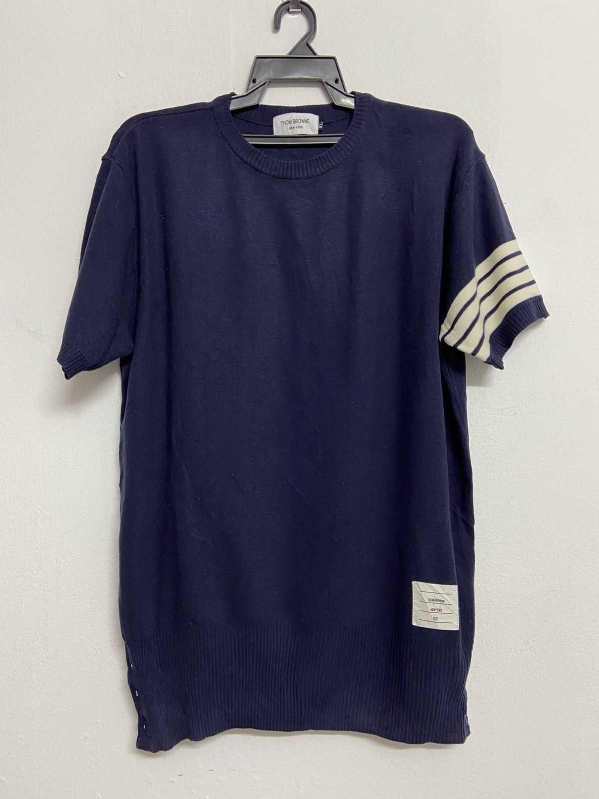 Thom Browne Thom Browne Navy Cashmere 4-bar Short Sleeve Tee Size US L / EU 52-54 / 3 - 1 Thumbnail