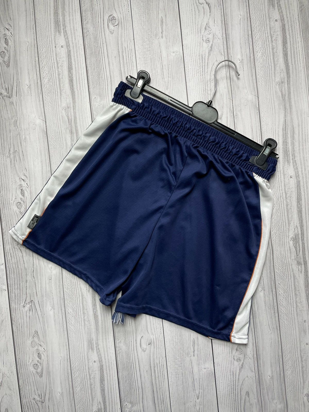 Adidas × Vintage Vintage adidas Tottenham soccer shorts size L logo Size US 34 / EU 50 - 6 Thumbnail