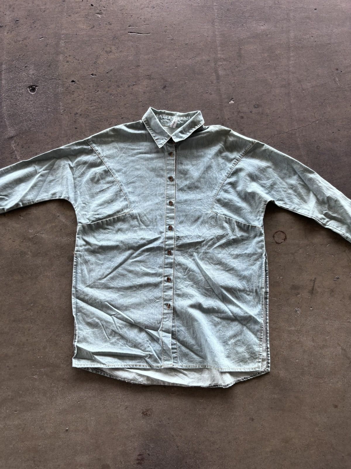 Designer × Issey Miyake × Japanese Brand Issey Miyake Unique Style Button Up Shirt Japanese Size US L / EU 52-54 / 3 - 2 Thumbnail