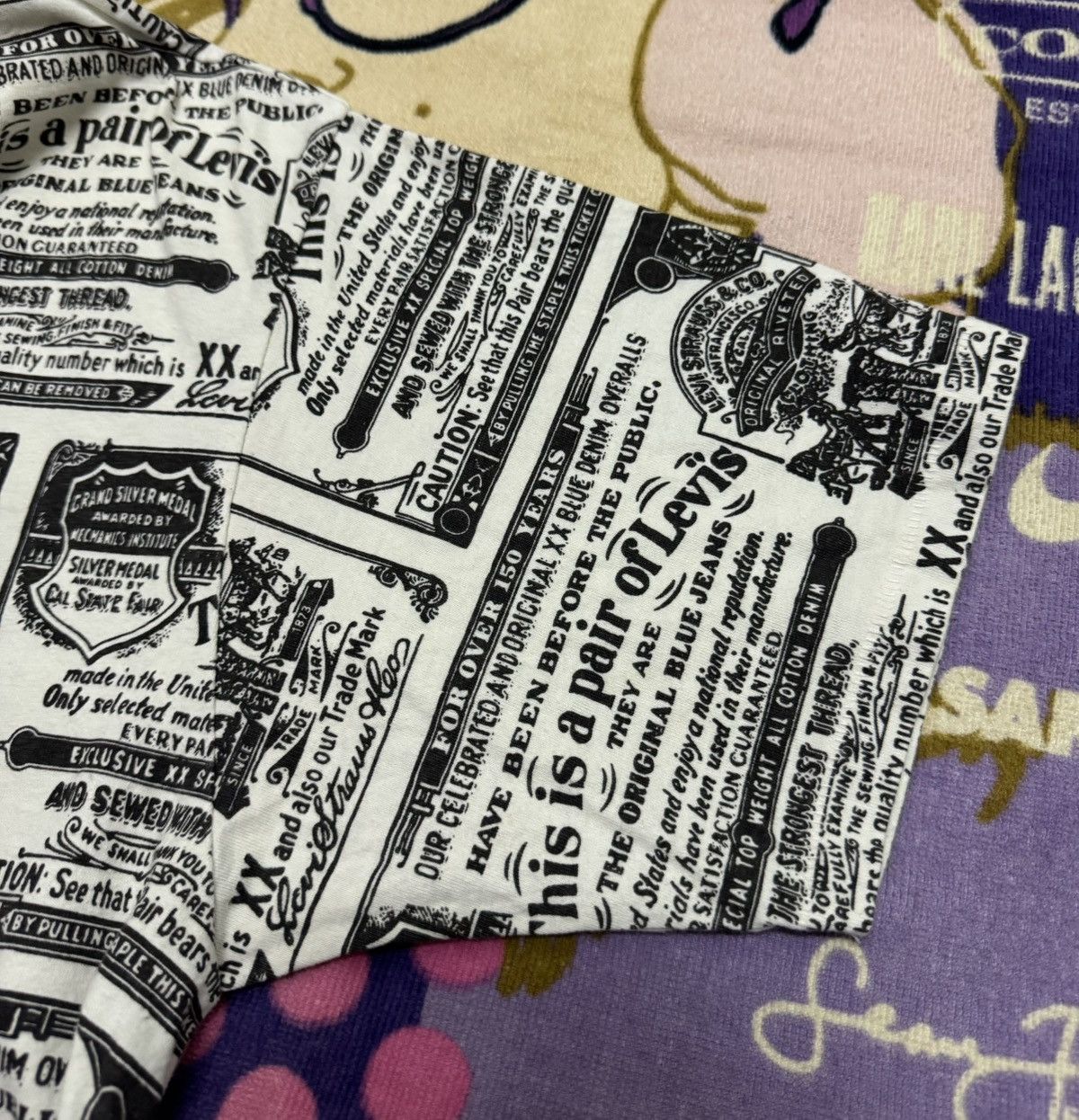 Rare LEVIS Fullprint Tee