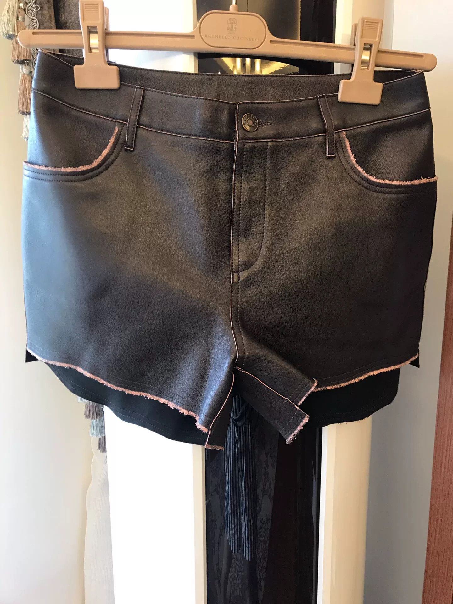 Balenciaga Balenciaga Runway Leather Shorts Size 38" / US 16 / IT 52 - 1 Thumbnail