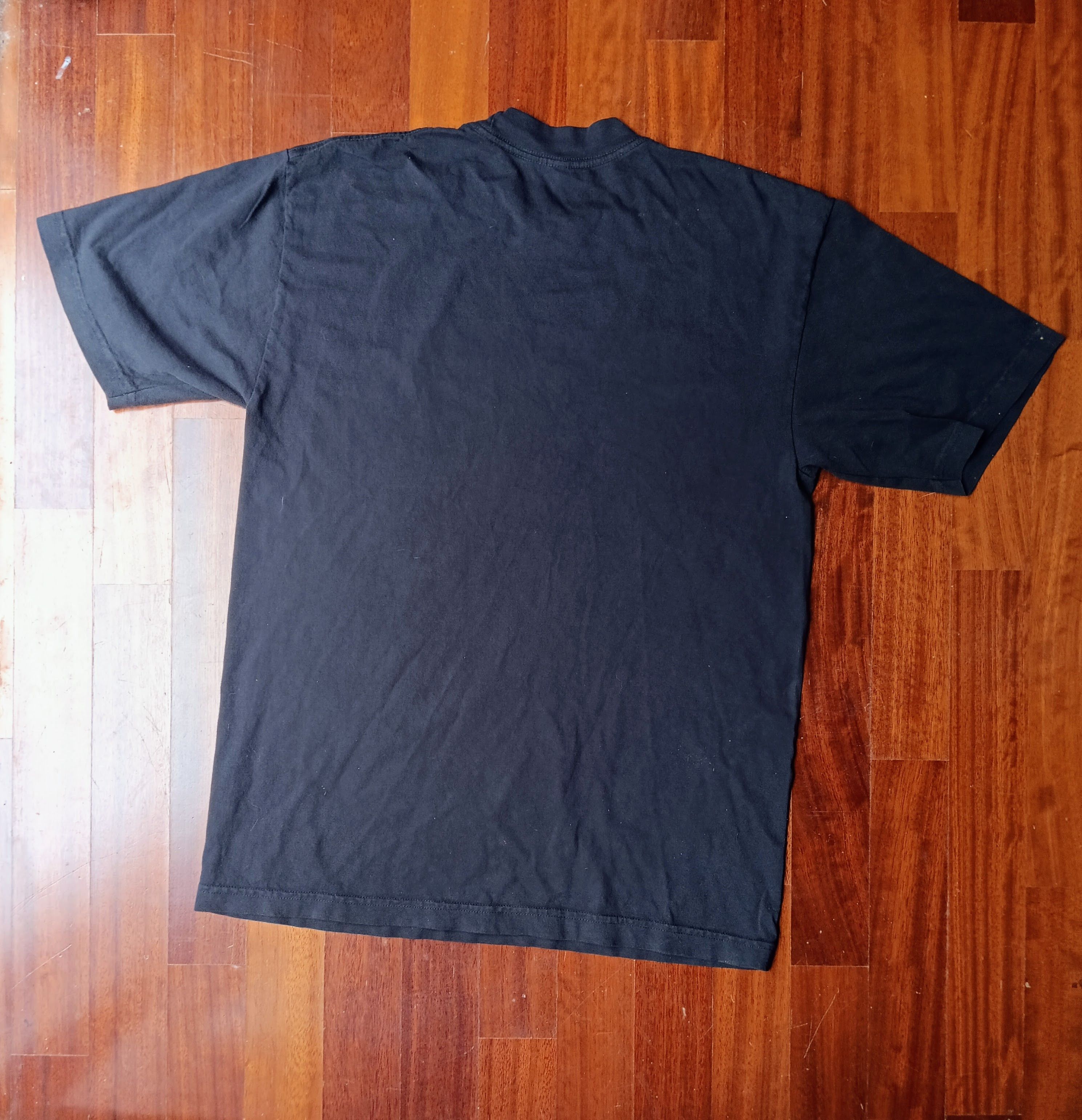 Other Bad Bunny Most Wanted Tour 2024 "Gracias Por Nada" Tee Size US M / EU 48-50 / 2 - 3 Thumbnail
