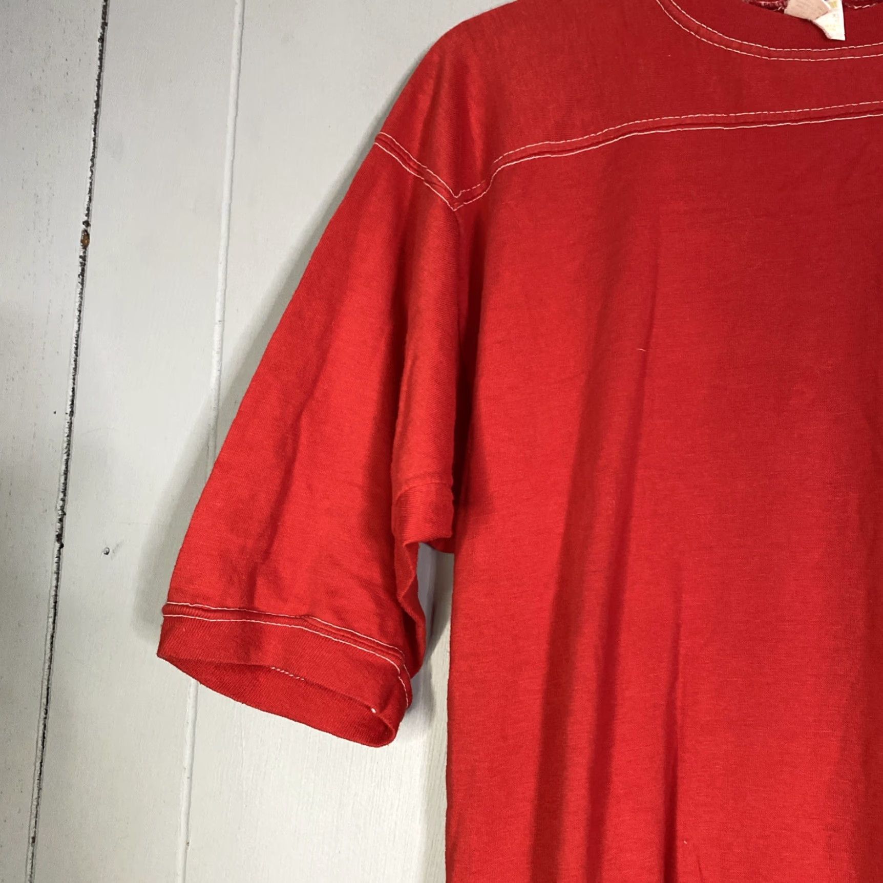 Vintage VINTAGE 80s Single Stitch T Shirt Red Sportswear Ringer Sleeve Adult Medium X 29 Fits Medium Size US M / EU 48-50 / 2 - 3 Thumbnail