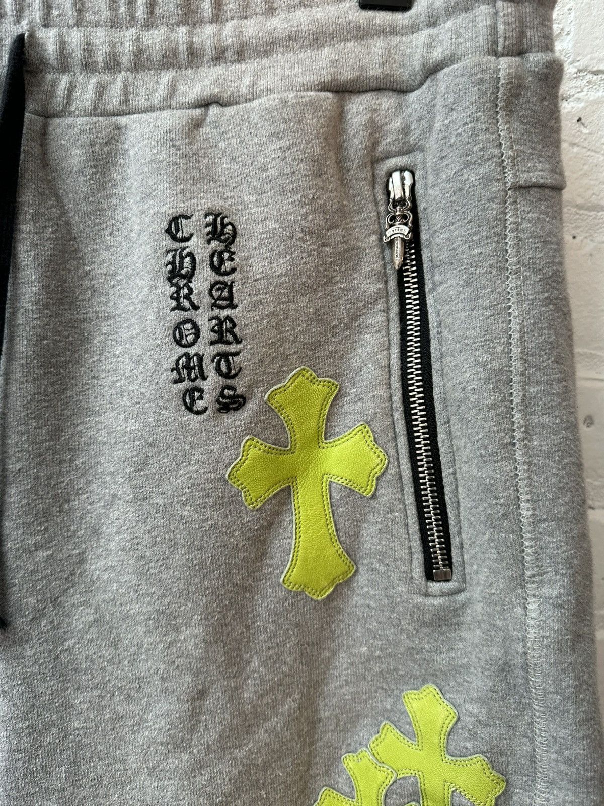 Chrome Hearts Chrome Hearts 1/1 Celebrity Cross patch Shorts Medium large Size US 32 / EU 48 - 2 Thumbnail