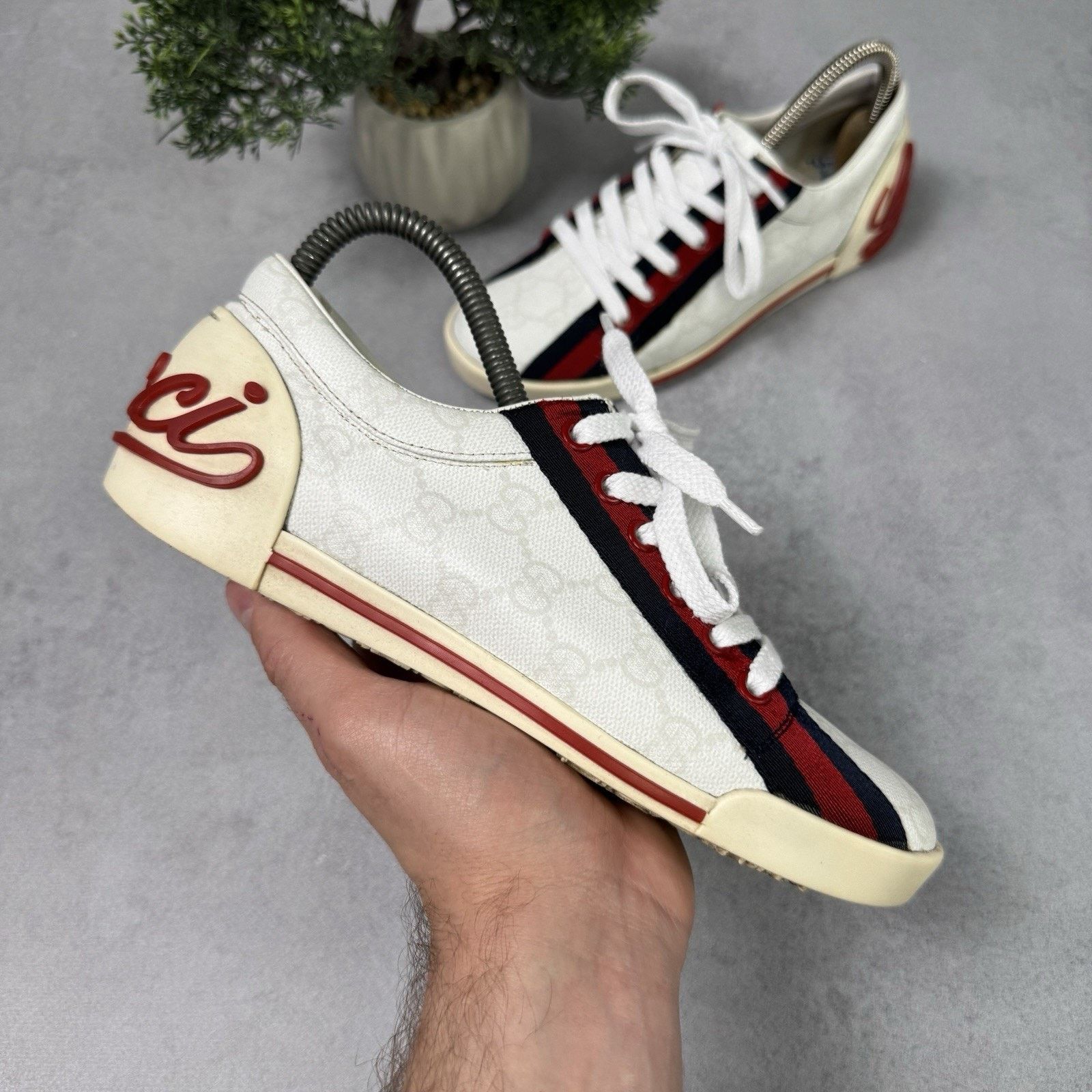 Gucci Gucci Sneakers GG Logo Monogram Stripe Leather White Y2K Size US 6 / IT 36 - 1 Thumbnail