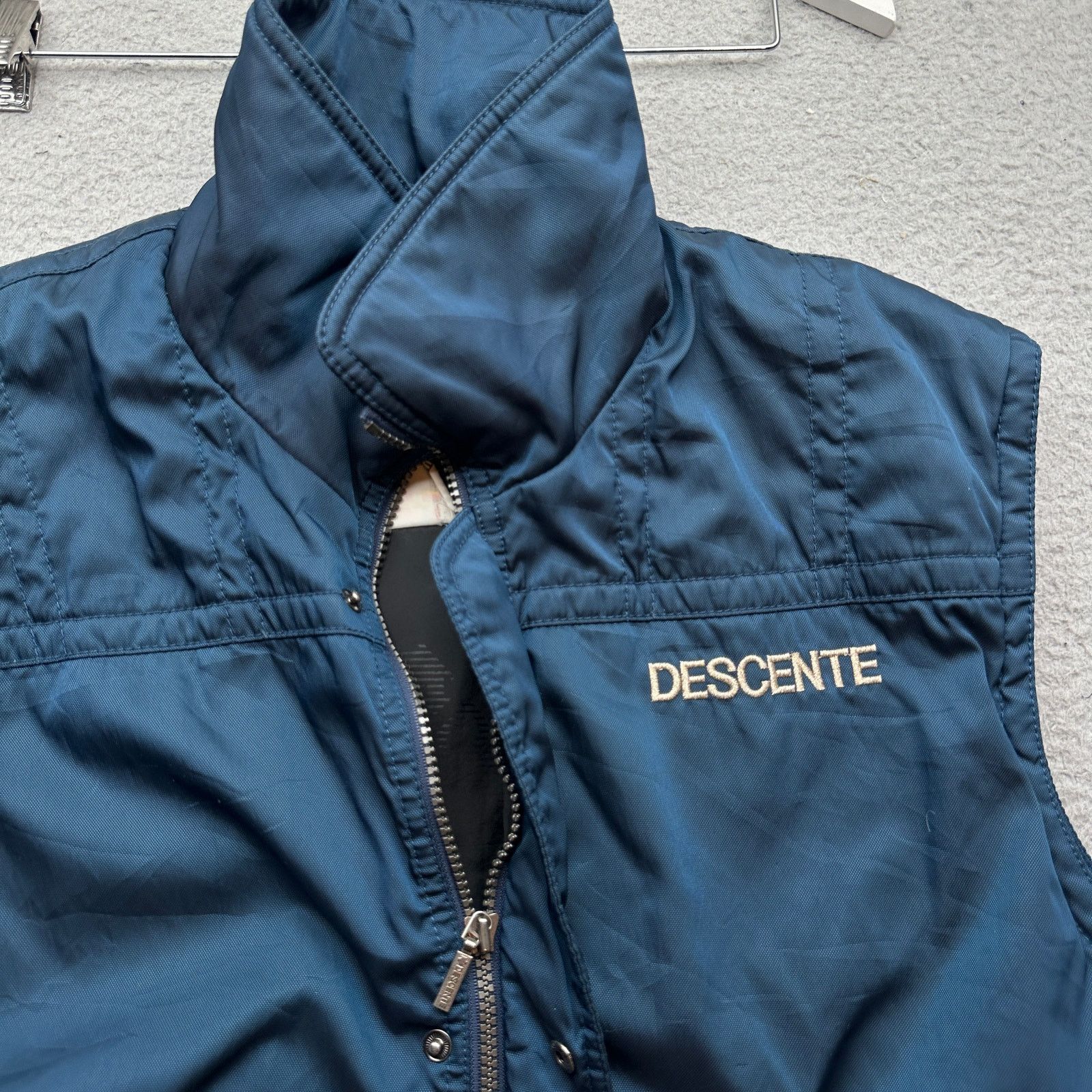 Descente VTG 90s Descente Ski Full Zip Vest XL Navy Blue Hong Kong Size US XL / EU 56 / 4 - 11 Thumbnail