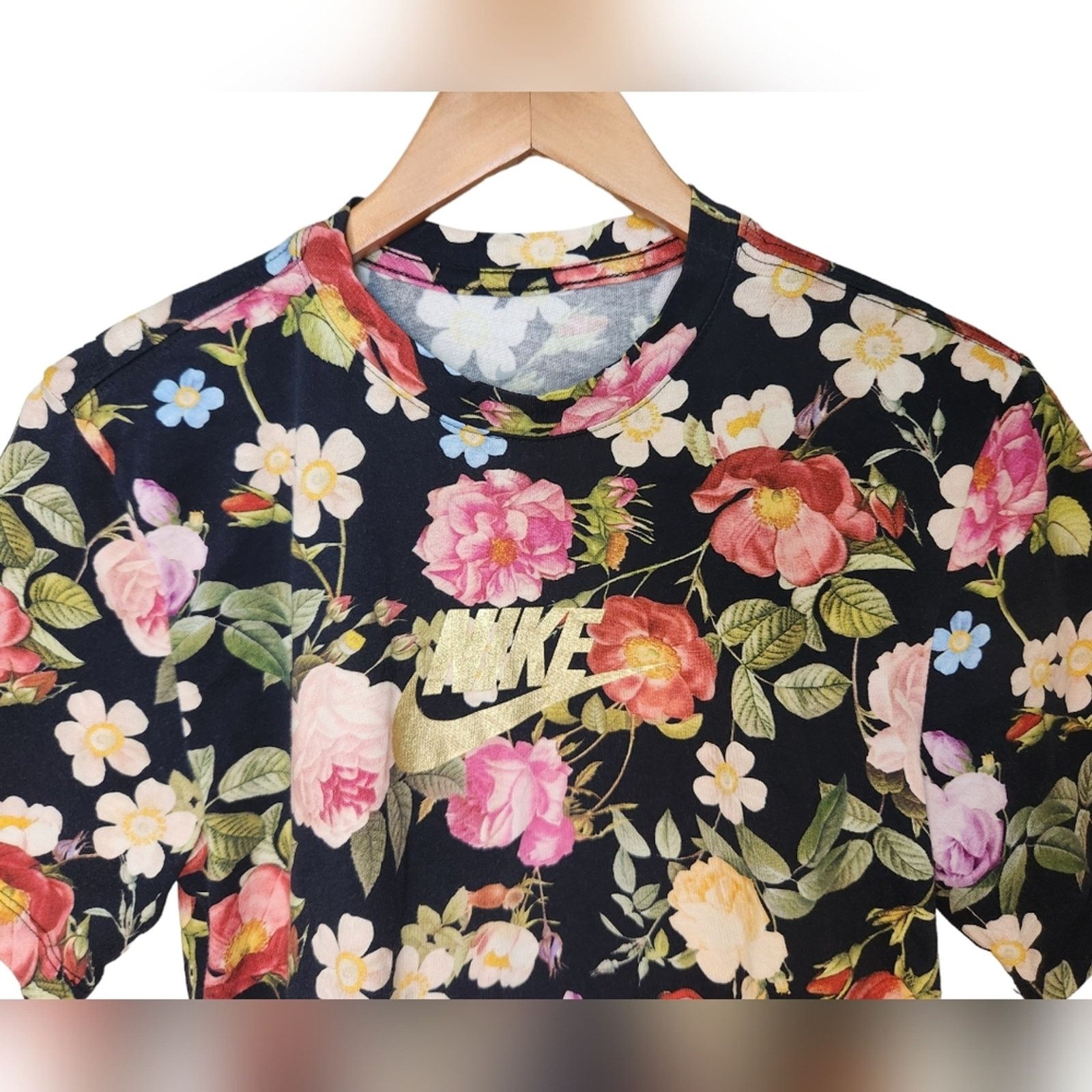 Nike Nike The Tee Floral T-Shirt Small Size S / US 4 / IT 40 - 3 Thumbnail