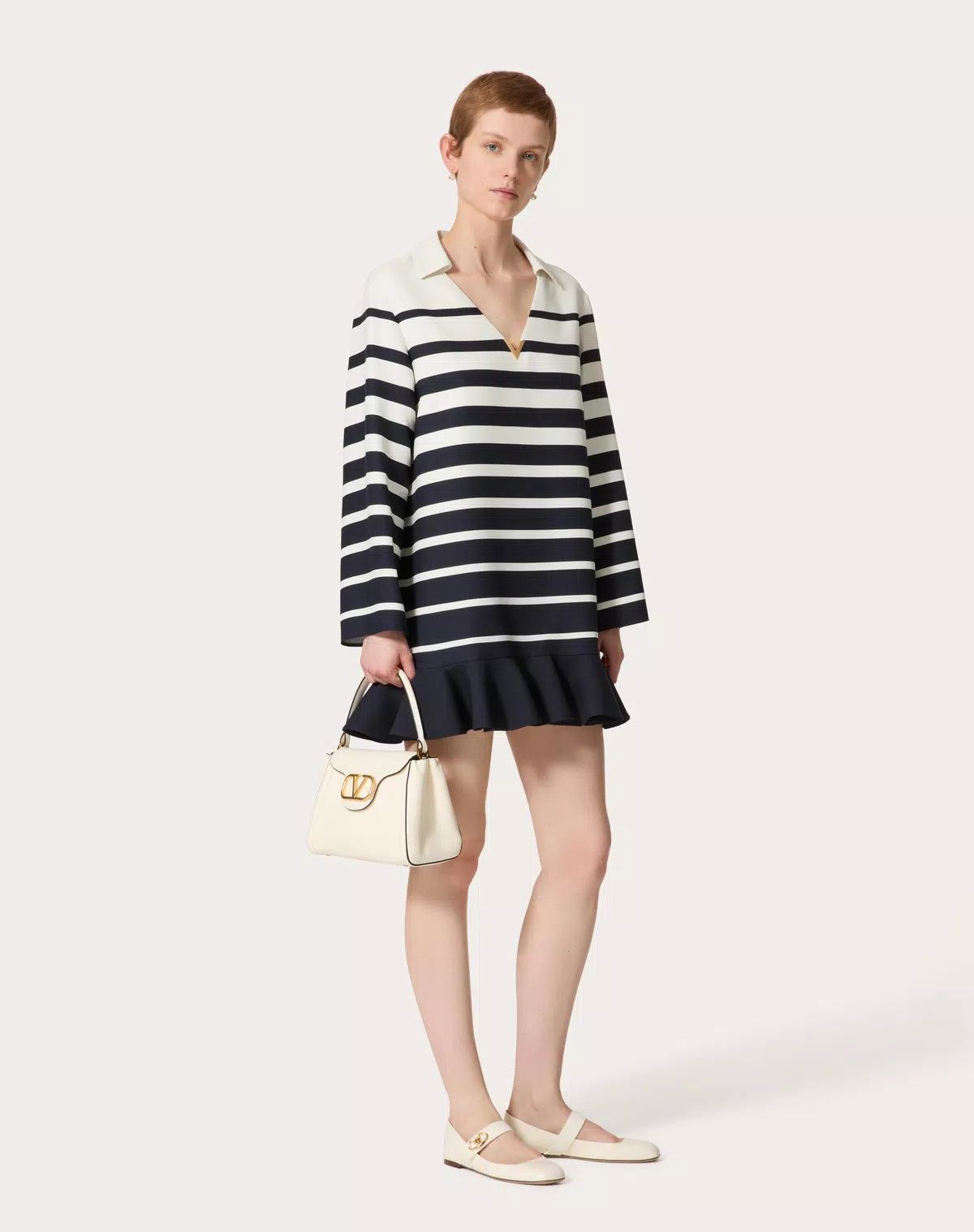 Valentino o1s1wg110426 Short Dress in Ivory/Navy Size S / US 4 / IT 40 - 2 Thumbnail