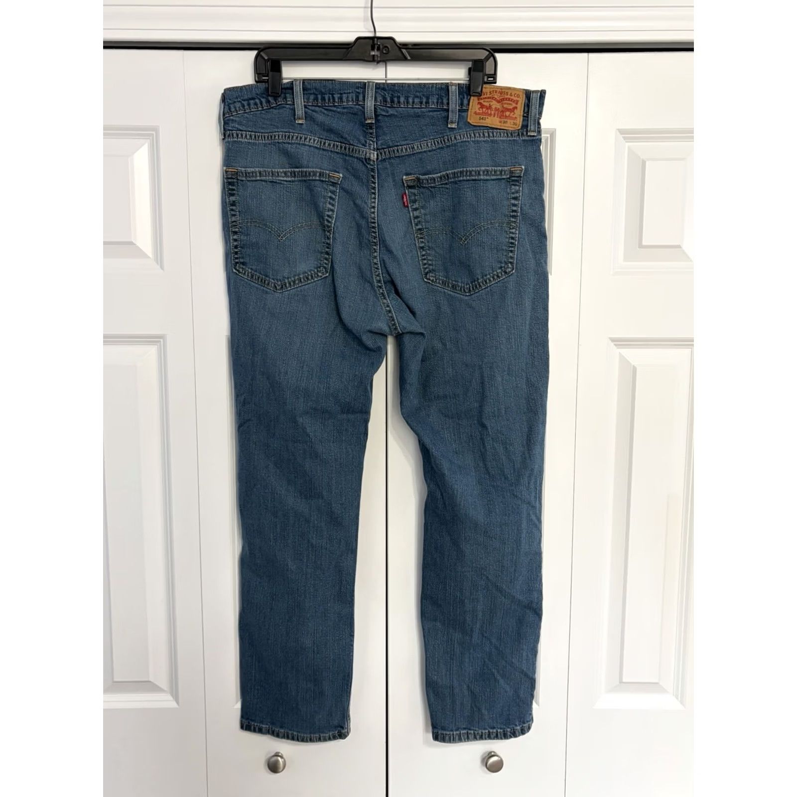 Levi's VINTAGE Levi's 541 Jeans Mens 38x30 Athletic Taper Classic Blue Denim Jeans Mens 38x30 5-Pocket Design Blue Denim Levi's 541 Series Retro Men Size US 38 / EU 54 - 2 Thumbnail