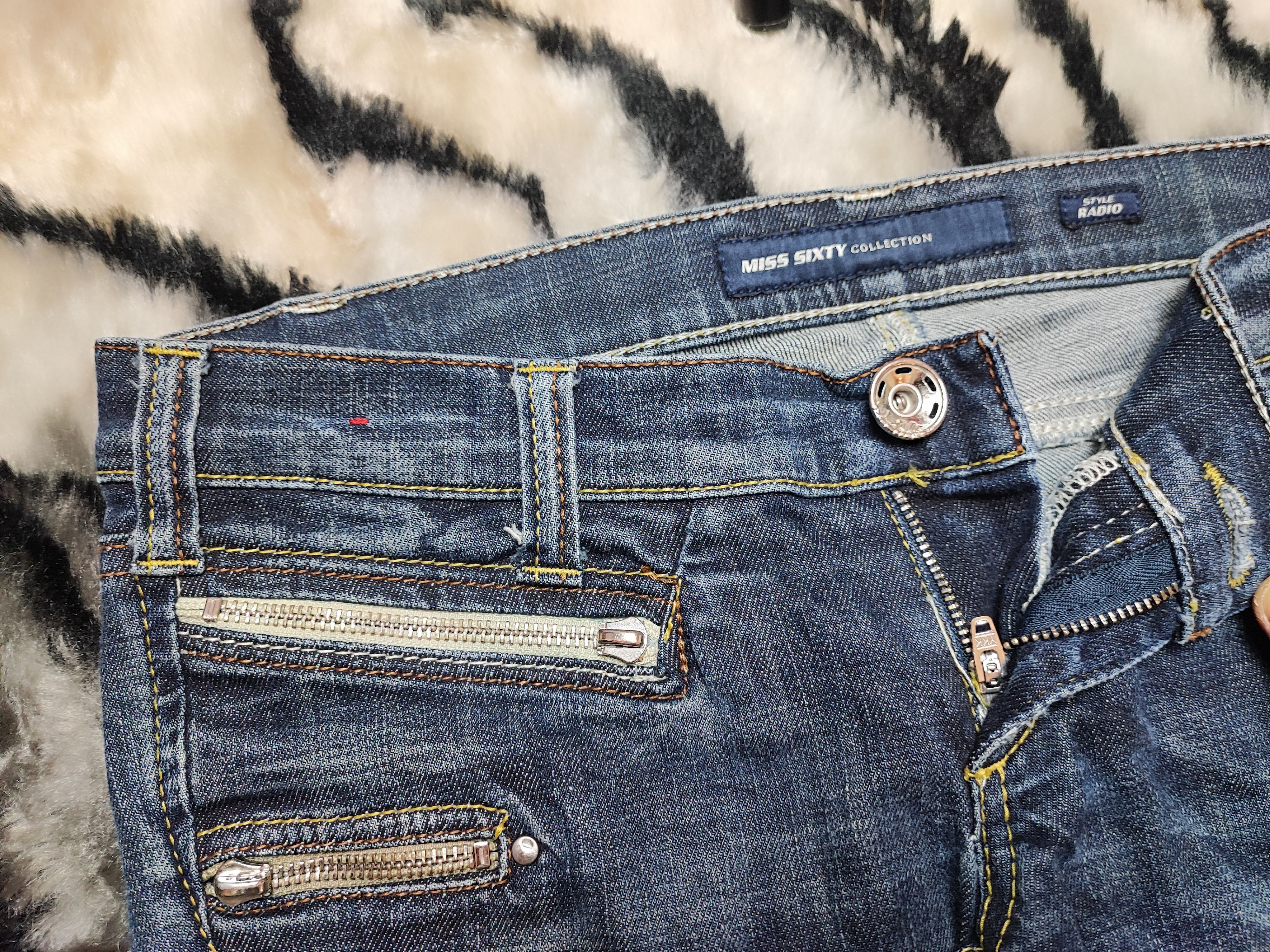 Miss Sixty Vintage 00's Y2K Miss Sixty Jeans Big Ty Distressed Low Rise Size 30" / US 8 / IT 44 - 6 Thumbnail