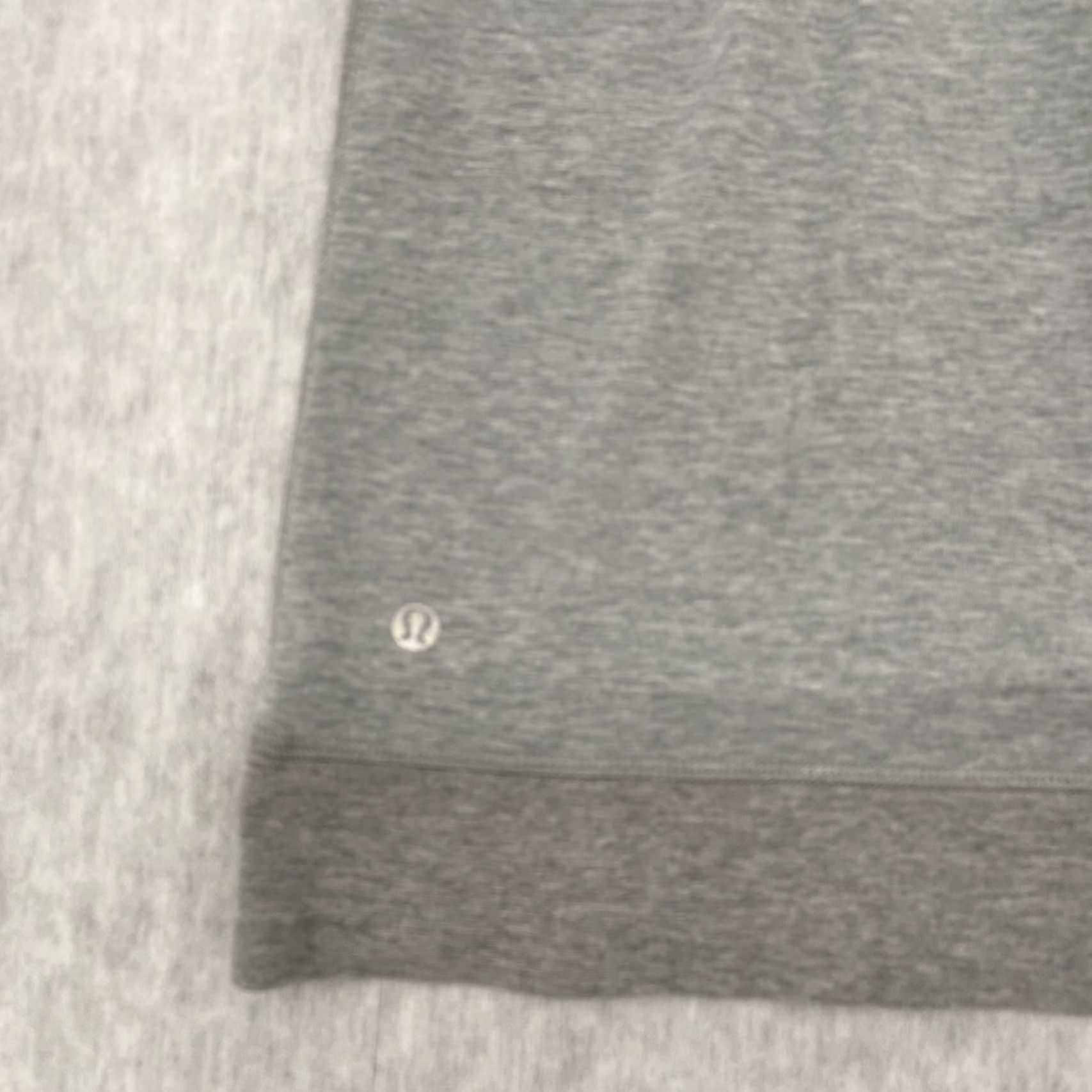 Lululemon Lululemon Mens Everyday Shirt Adult Large Gray Crew Neck Short Sleeve Logo Athletic Tee - Preowned Size US L / EU 52-54 / 3 - 5 Thumbnail
