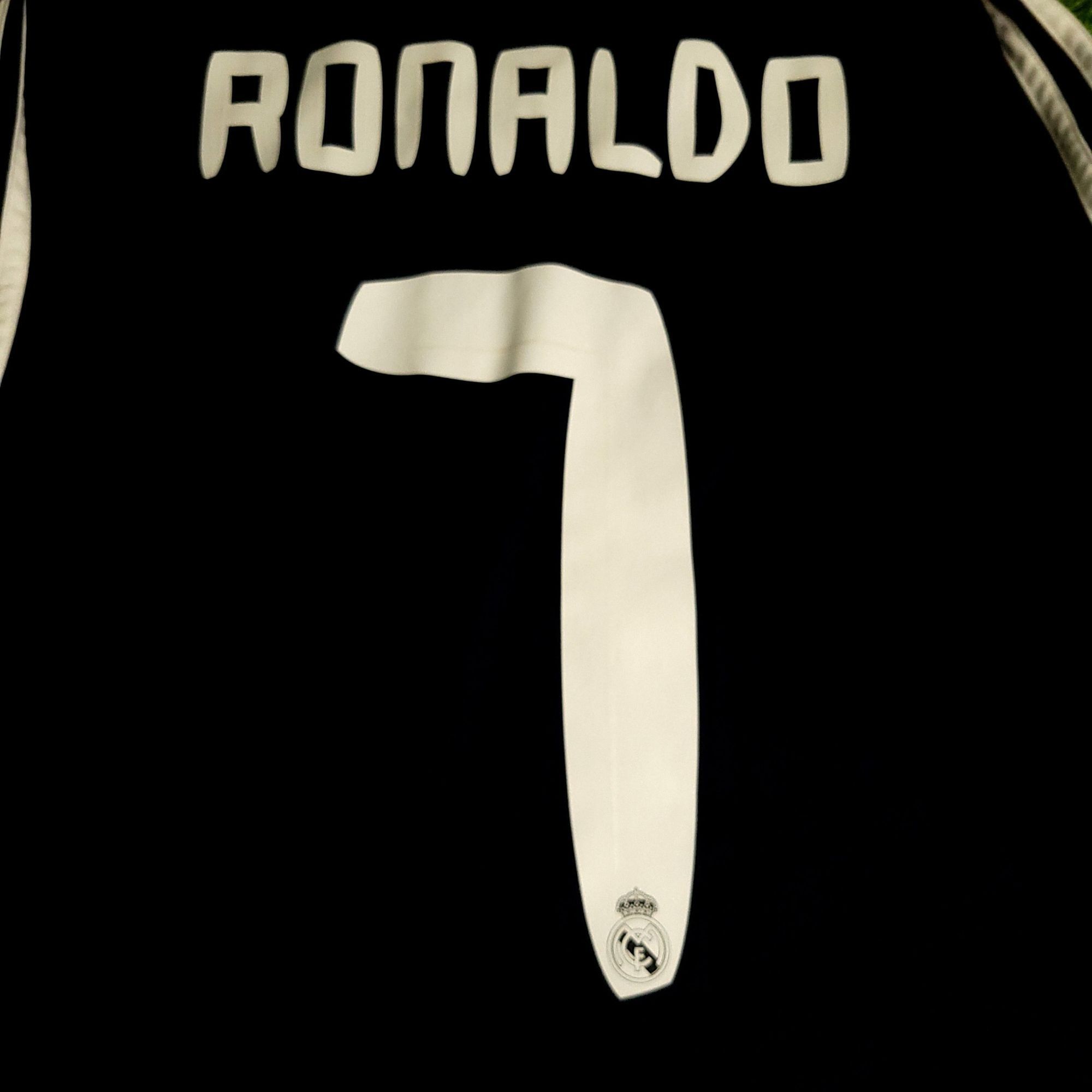 Adidas Cristiano Ronaldo Real Madrid 2010 2011 Away Soccer Jersey L Size US L / EU 52-54 / 3 - 4 Thumbnail