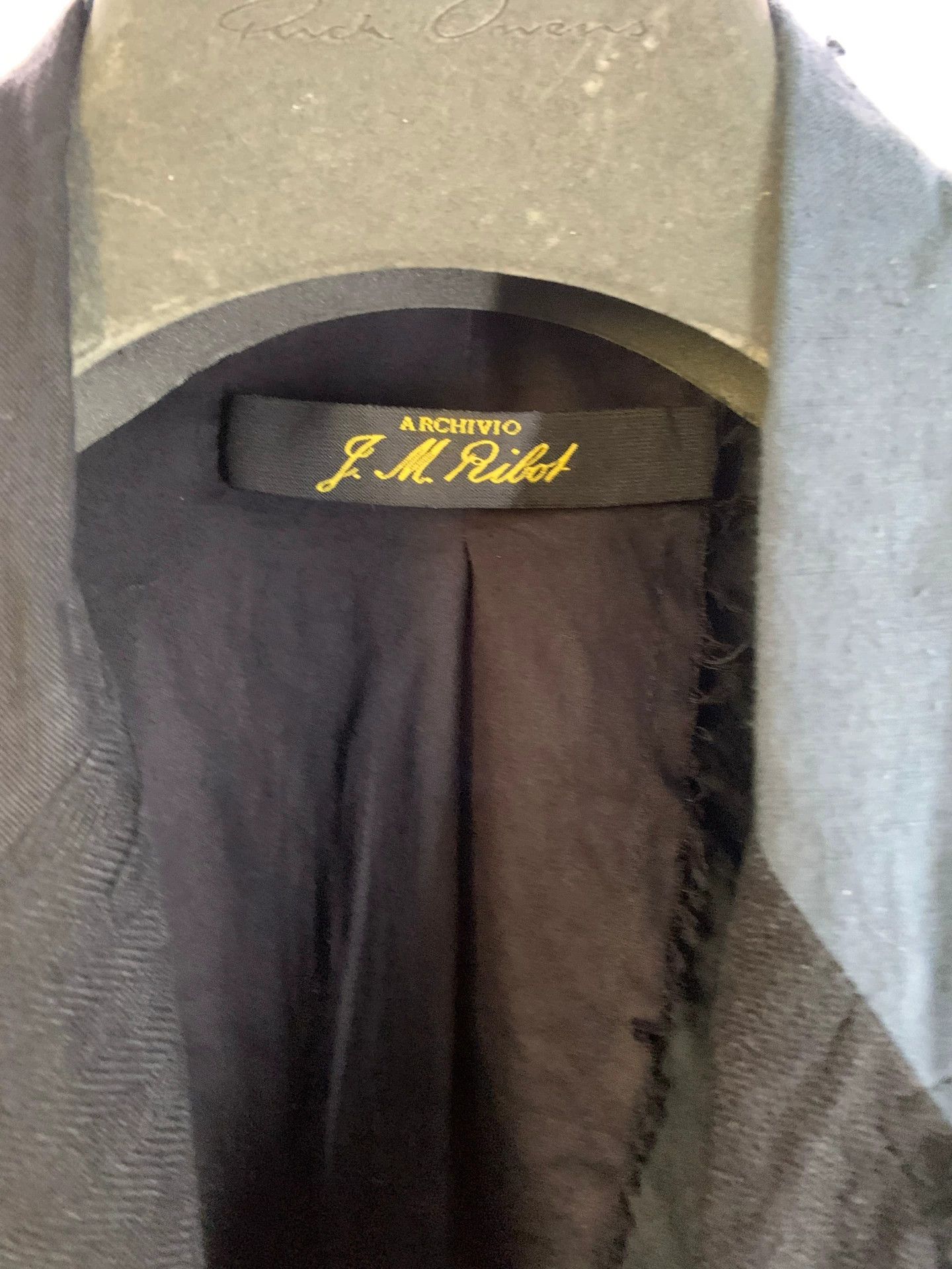 Archivio J.M. Ribot ARCHIVIO JM RIBOT Suit 46 Pre-Owned Size 46R - 3 Thumbnail