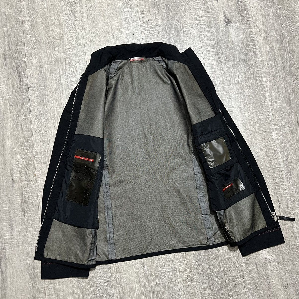 Goretex × Prada Prada goretex jacket Size M / US 6-8 / IT 42-44 - 4 Thumbnail