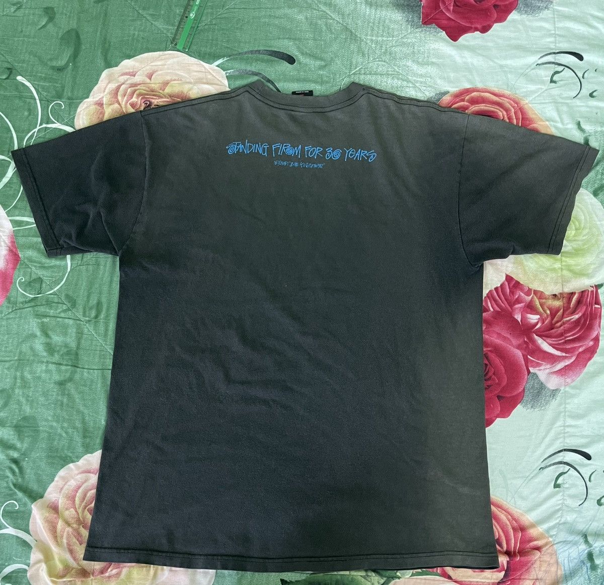 Stussy Thrashed Vintage Stüssy "XXX" 30th Anniversary T-shirt Size US L / EU 52-54 / 3 - 16 Thumbnail