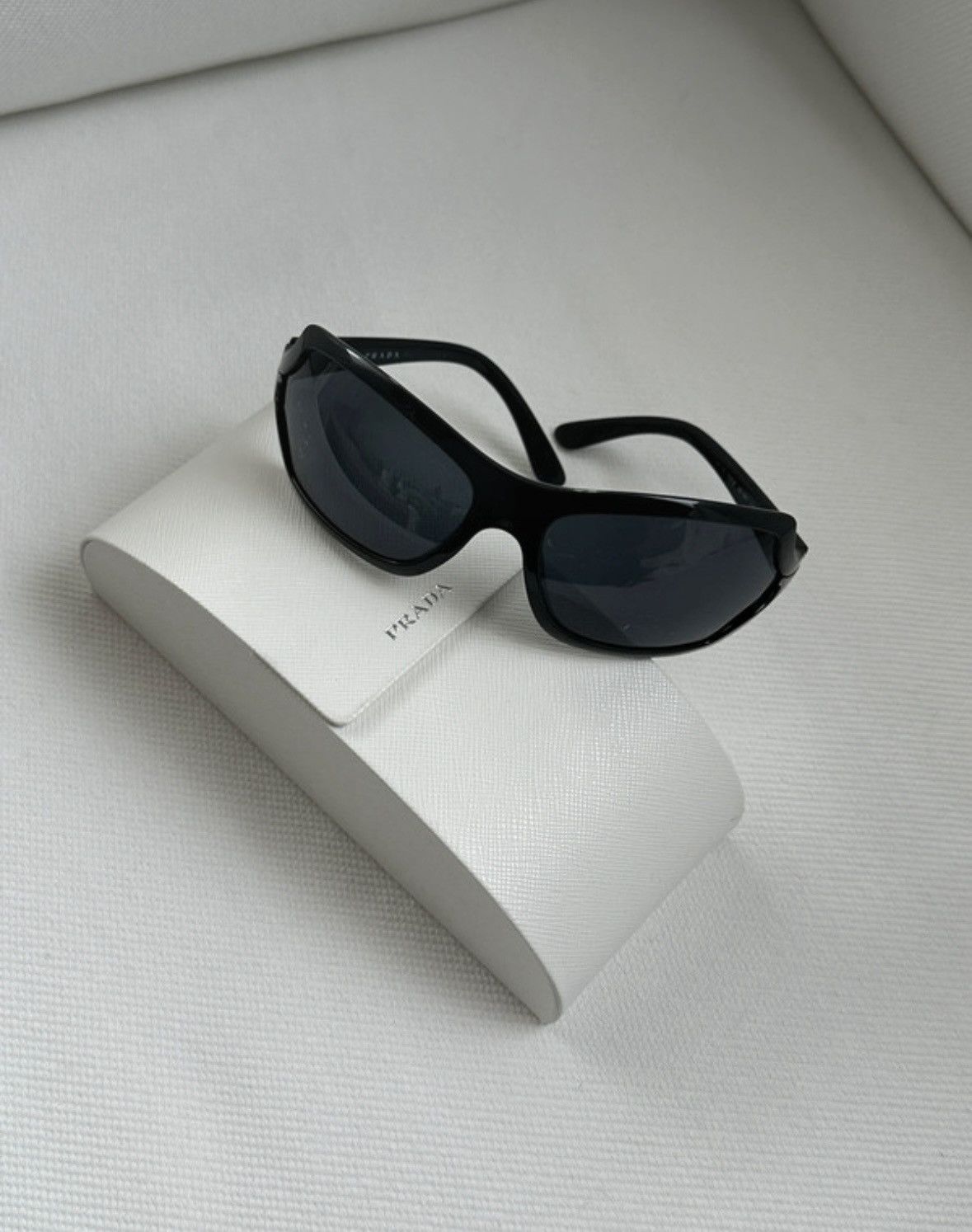 Pre-owned Prada X Vintage Prada Sunglasses Futuristic Spr 11g In Black
